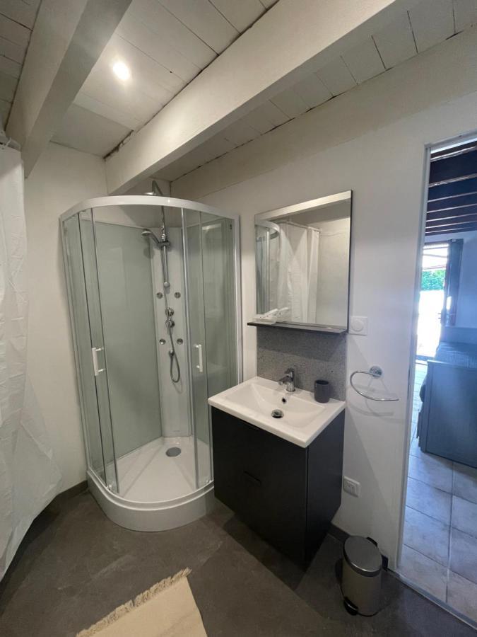A La Campagne Avec Piscine Apartment