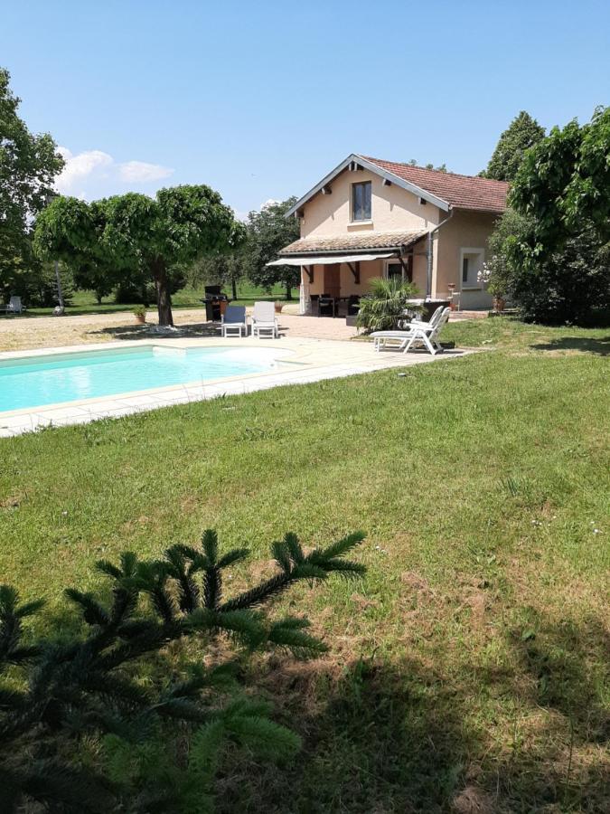 A La Campagne Avec Piscine Apartment Biziat